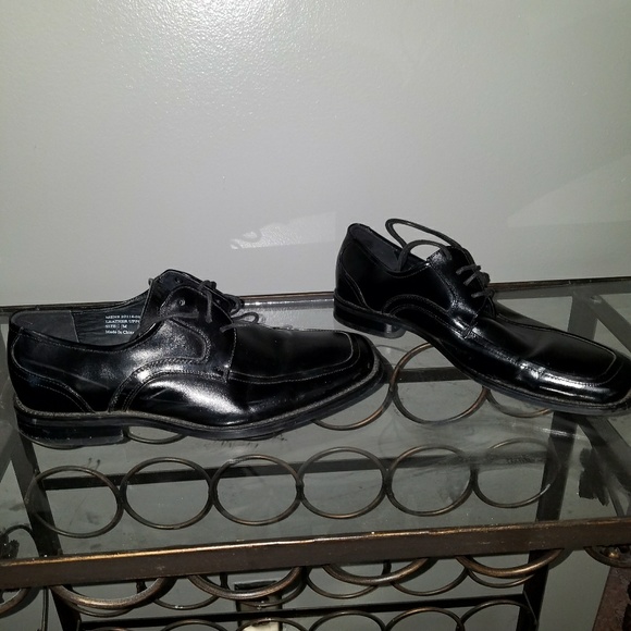 SOLD. Stacy Adams Black Business shoes- size 9.5 - Picture 4 of 5